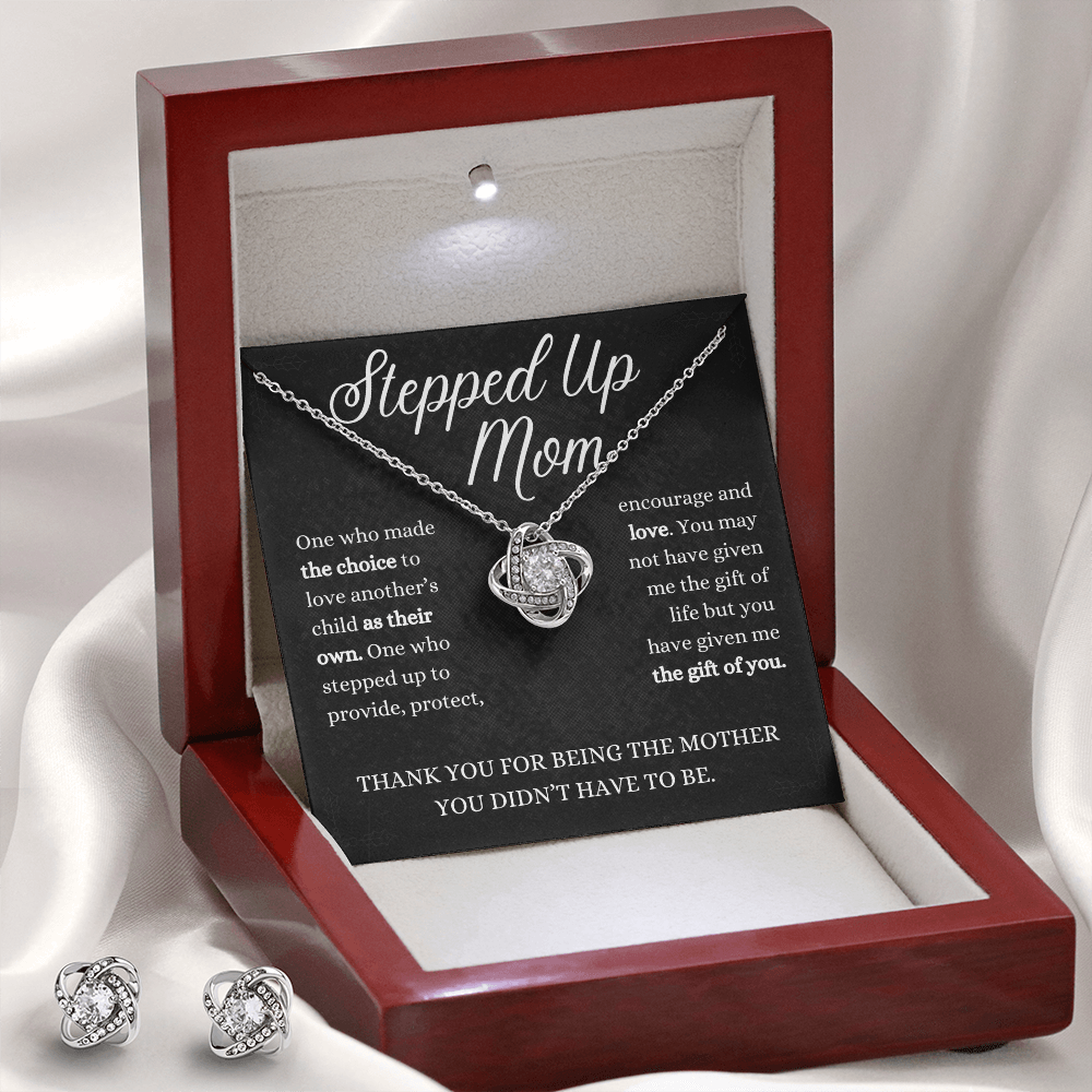 Stepped Up Mom - Love Knot Necklace & Earrings Set